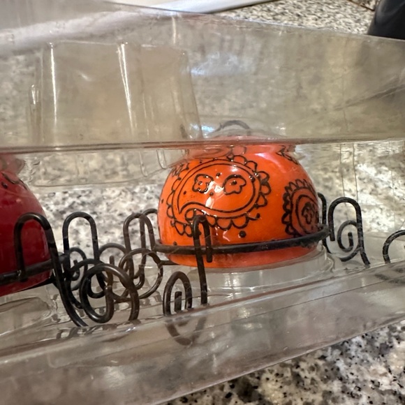 Ladybug Salt & Pepper Shakers From Hobby Lobby 2011 Outdoor Collection - Picture 6 of 15